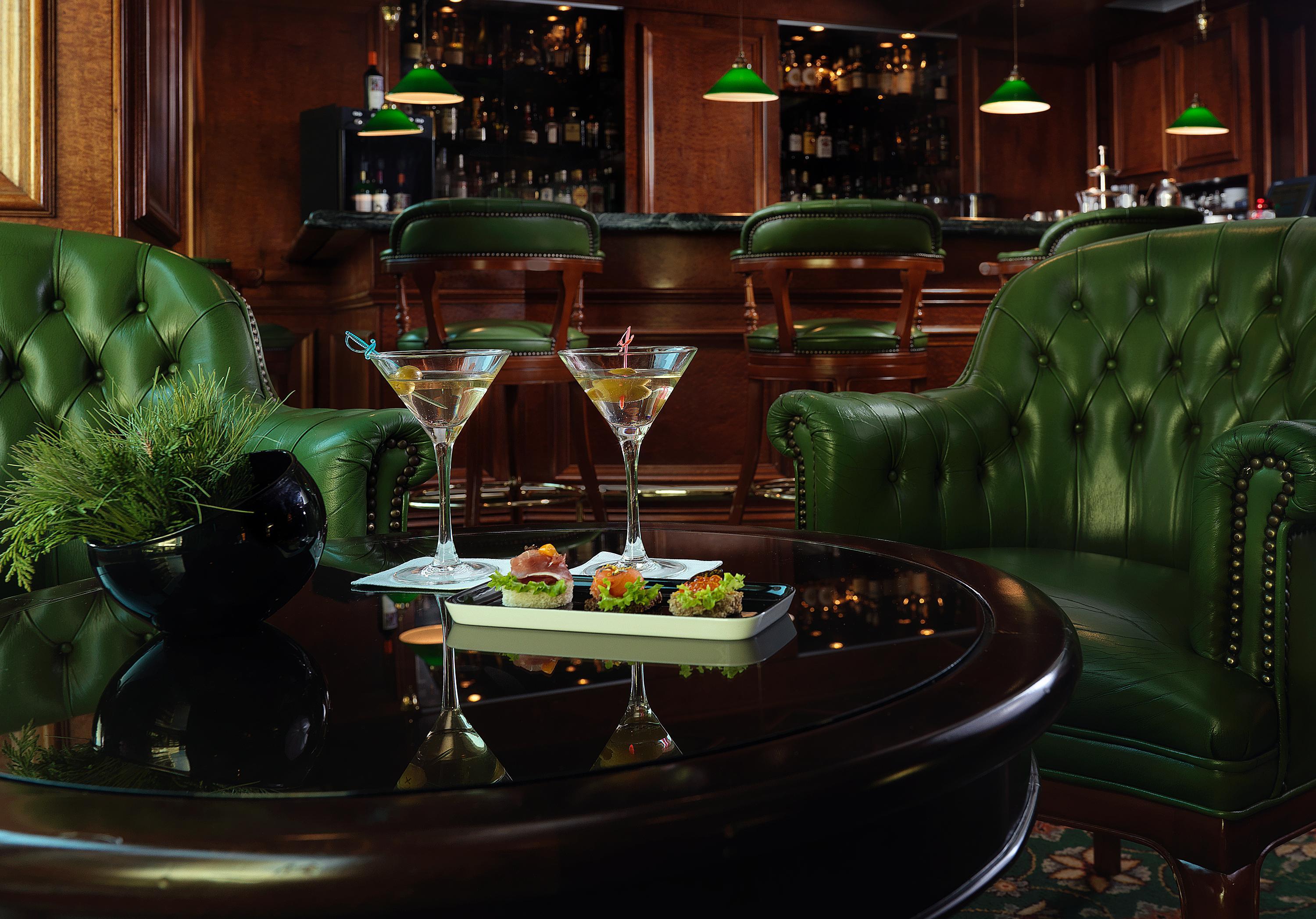 Njv Athens Plaza Hotel Restaurant photo The bar at the St. Regis