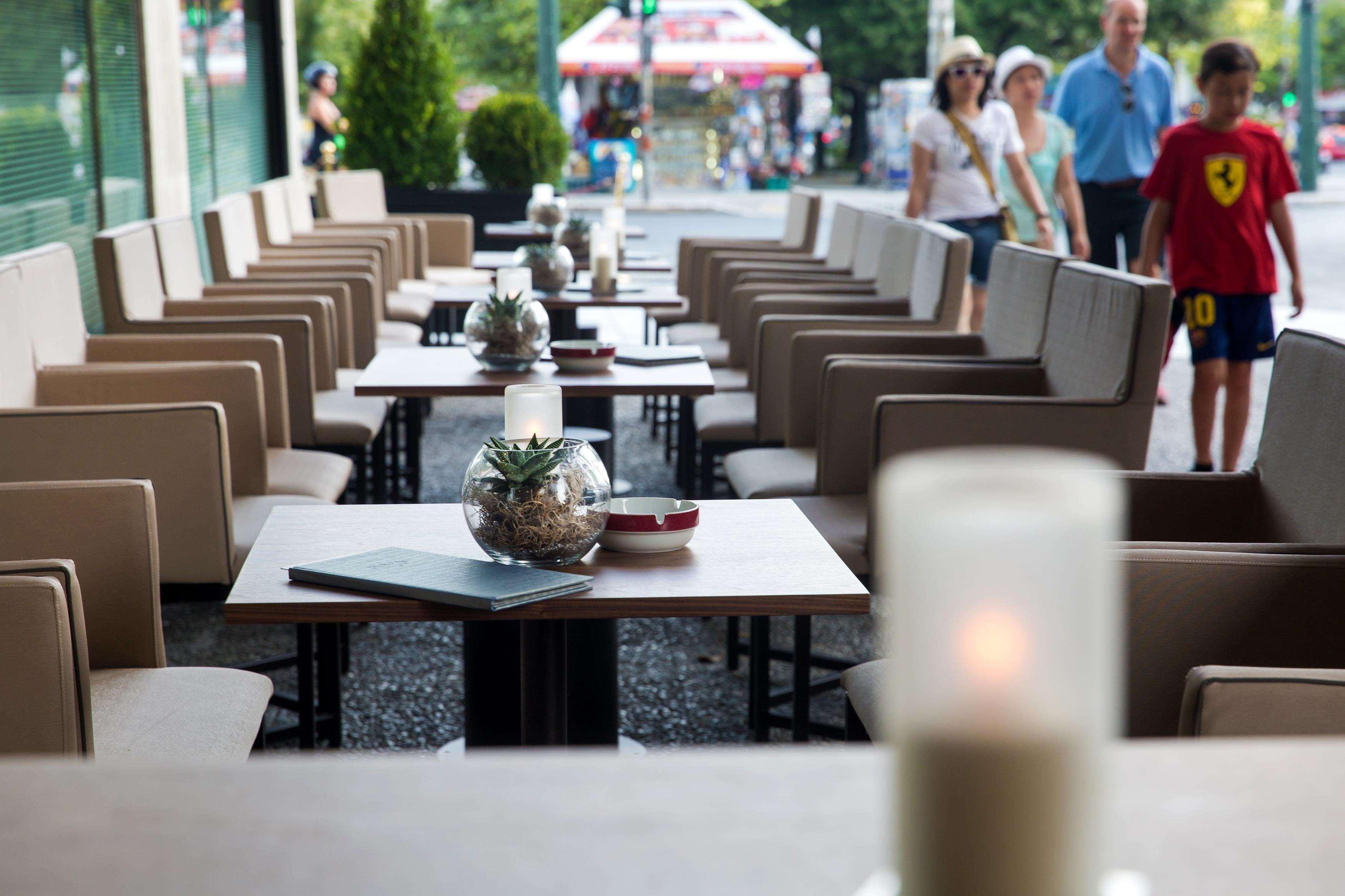 Njv Athens Plaza Hotel Restaurant photo Restaurant in the city centre