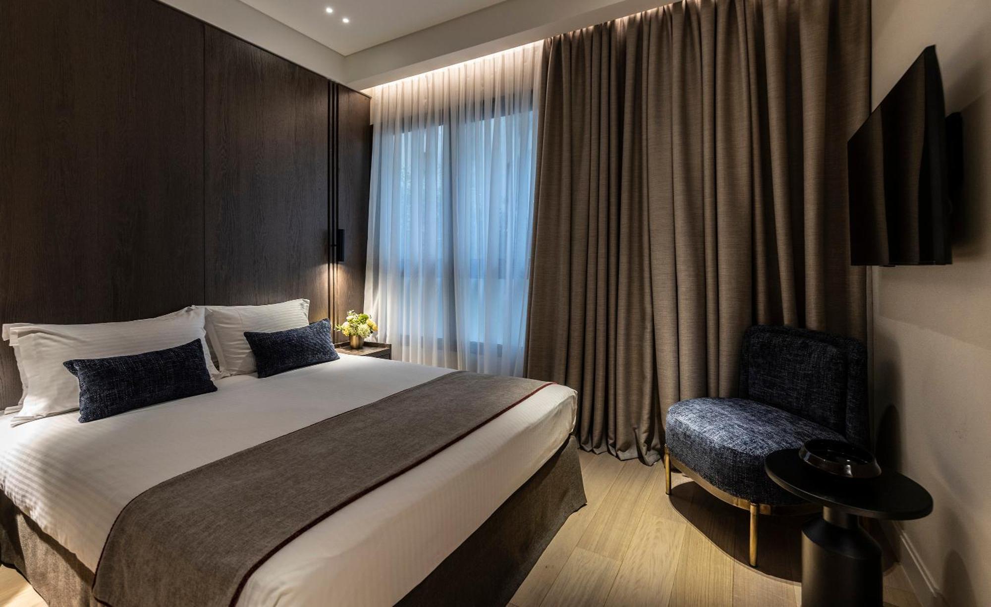 Njv Athens Plaza Hotel Exterior photo Deluxe Room